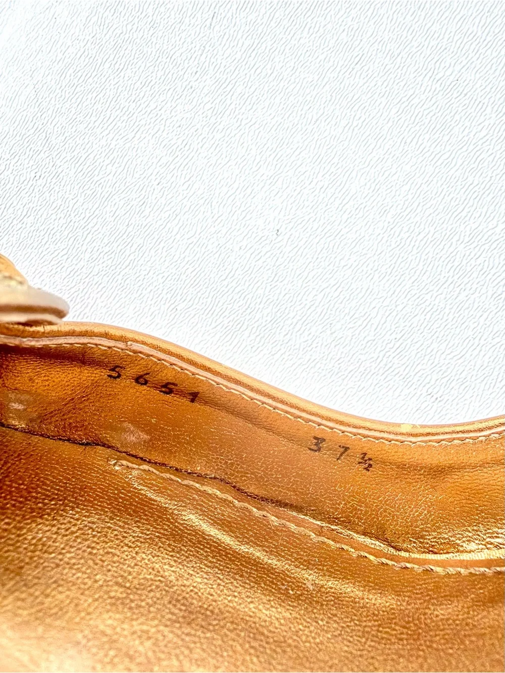 DOLCE & GABBANA | Vintage Gold Brocade Slingback Kitten Heel Pumps EU 37.5
